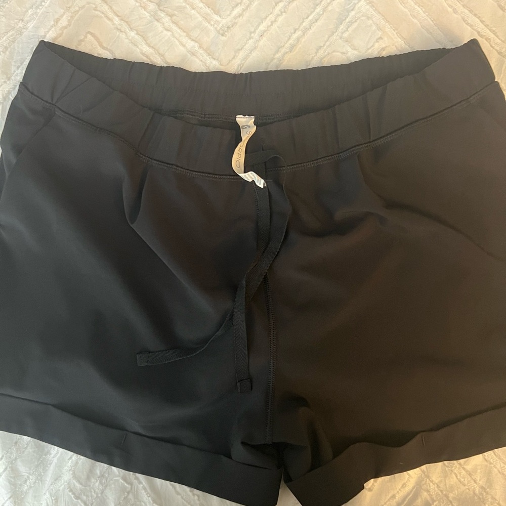 Scorpio Sol Black Athletic Shorts with Drawstring Waist
